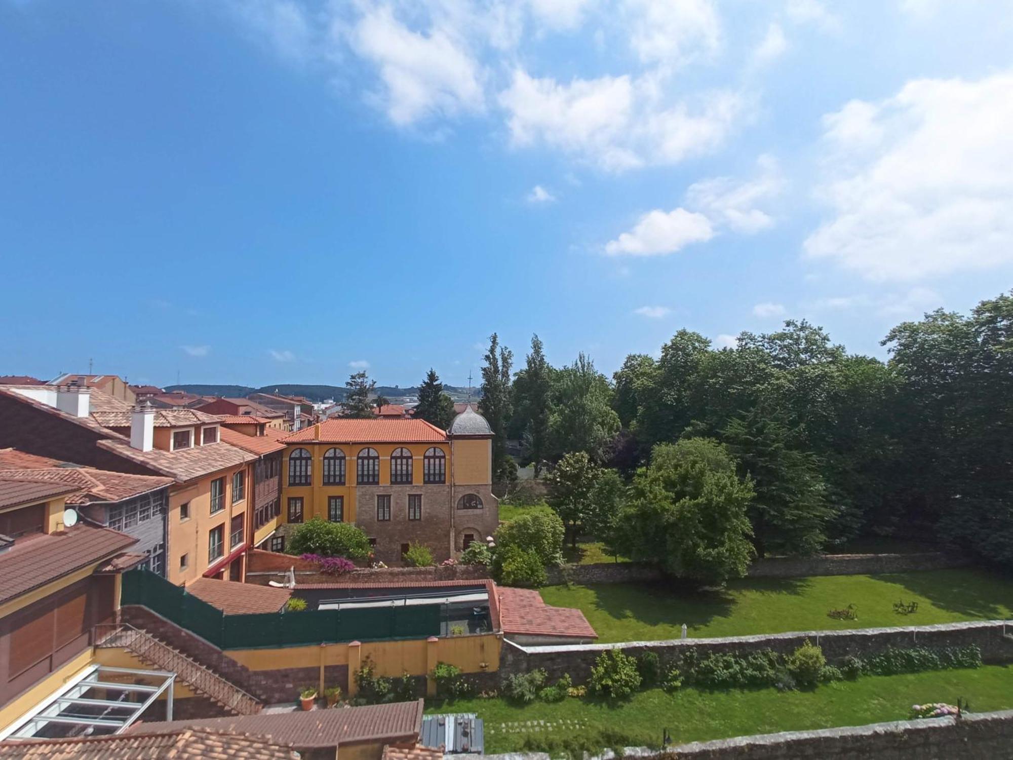 Piso Aviles Centro Parque Ferrera Ngoại thất bức ảnh