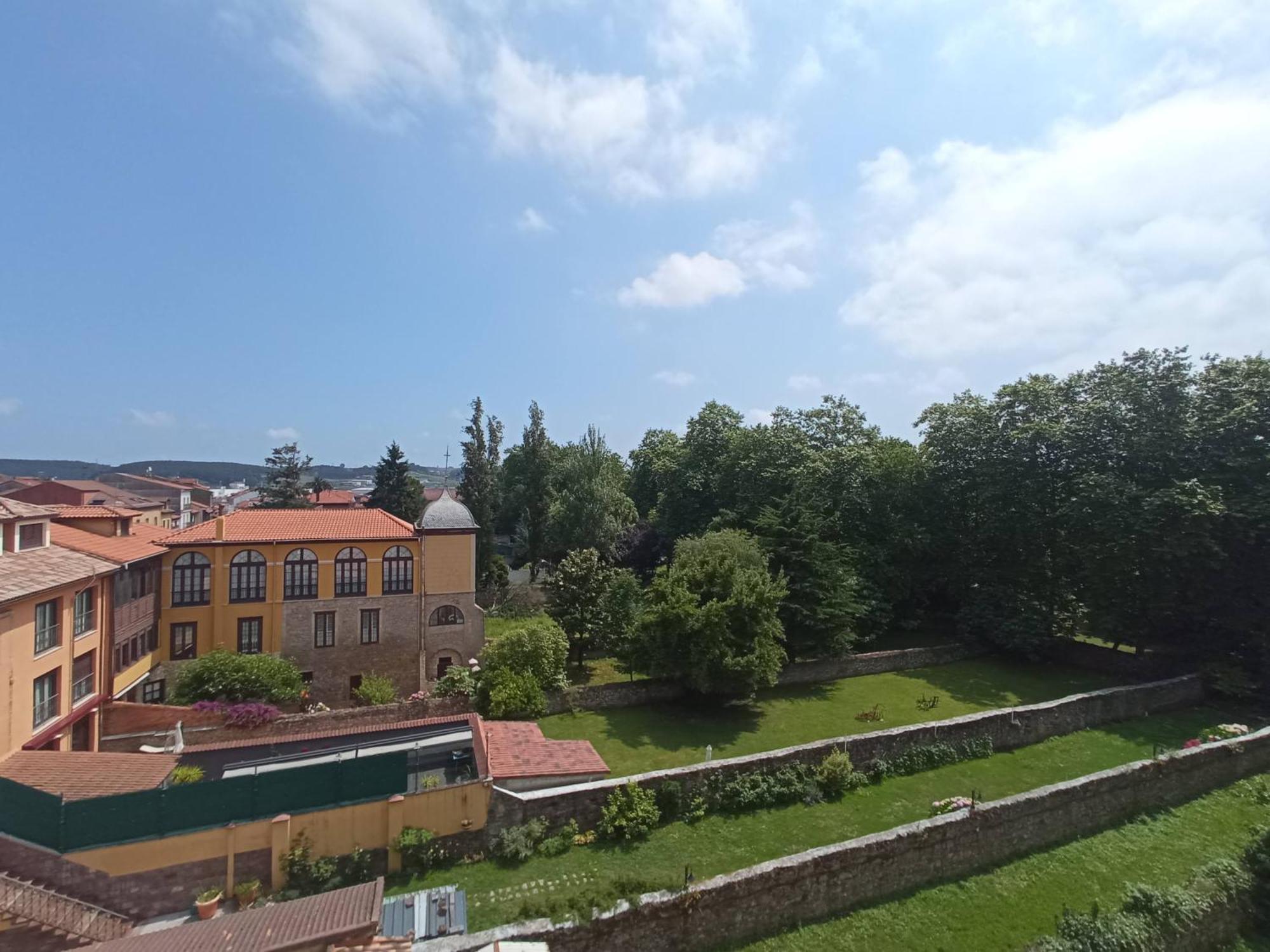 Piso Aviles Centro Parque Ferrera Ngoại thất bức ảnh